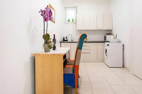 Apartment Jasmin Split Guest house