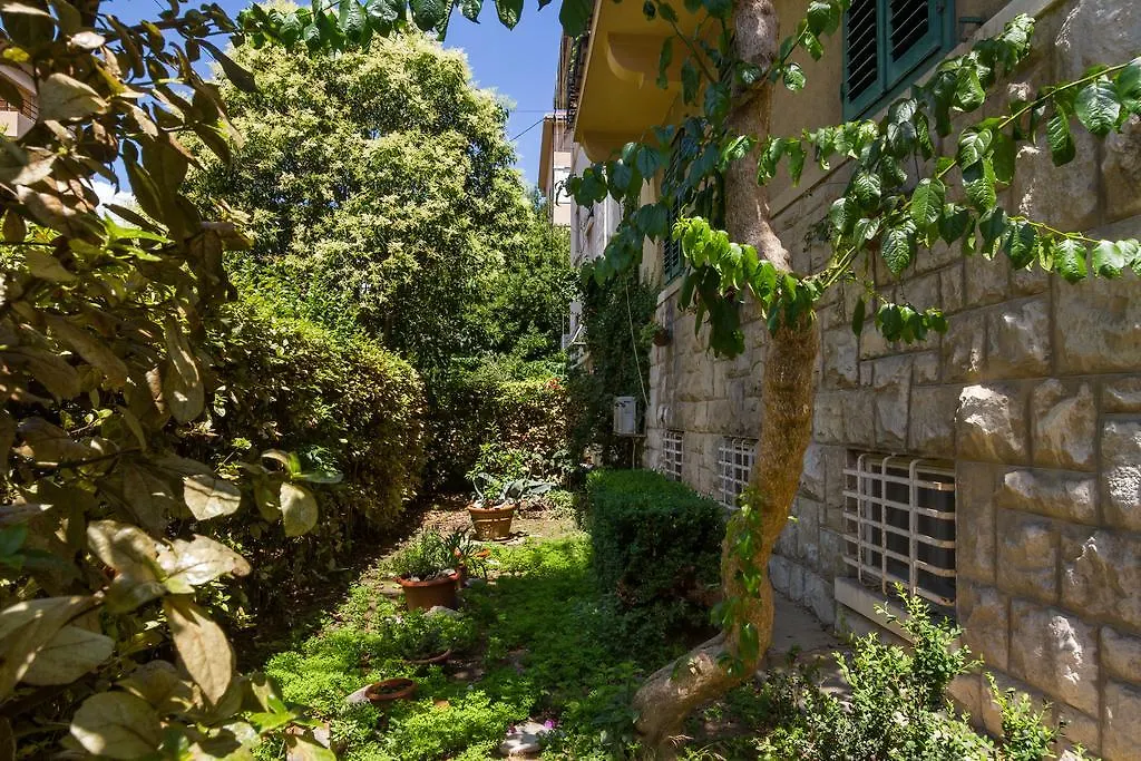 Apartment Jasmin Split Guest house
