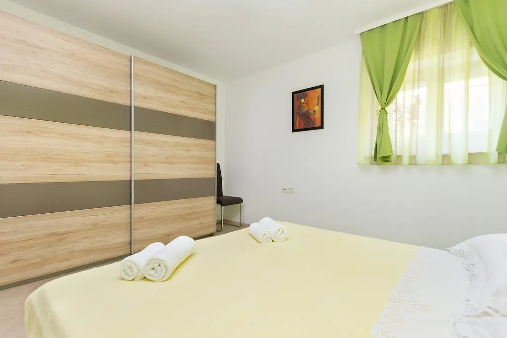 Apartment Jasmin Split Guest house