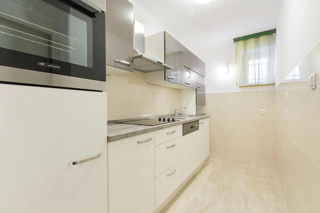 Apartment Jasmin Split 4*,  Croatia