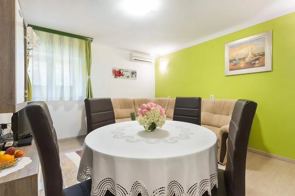Apartment Jasmin Split Guest house
