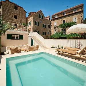 Ibella Boutique Bed & Breakfast